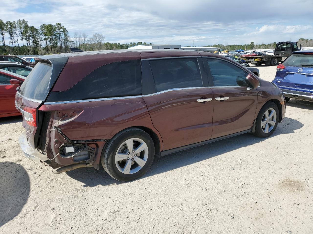 Photo 2 VIN: 5FNRL6H70LB070039 - HONDA ODYSSEY 