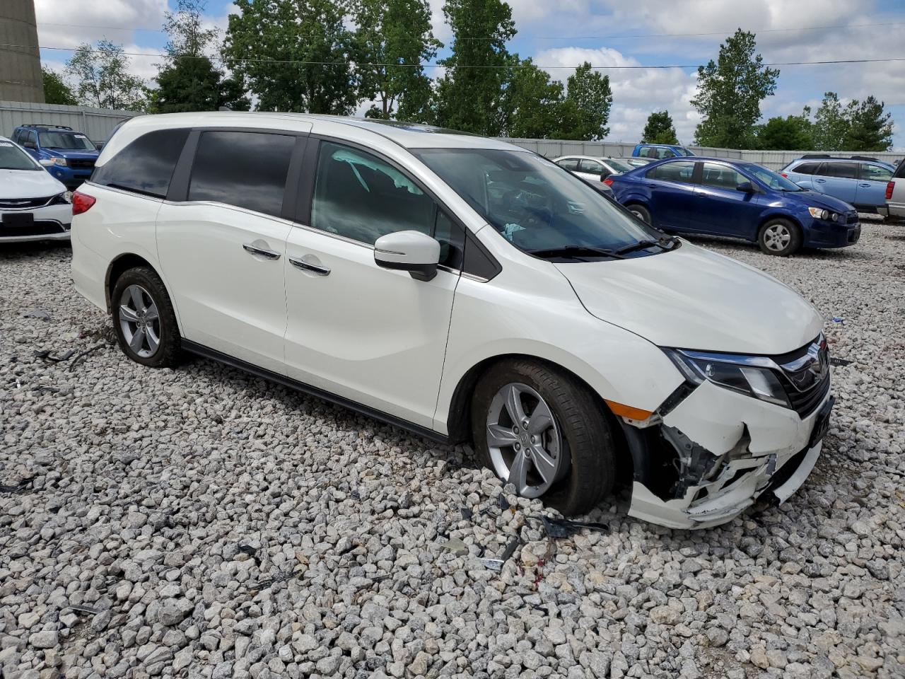 Photo 3 VIN: 5FNRL6H71JB035958 - HONDA ODYSSEY 