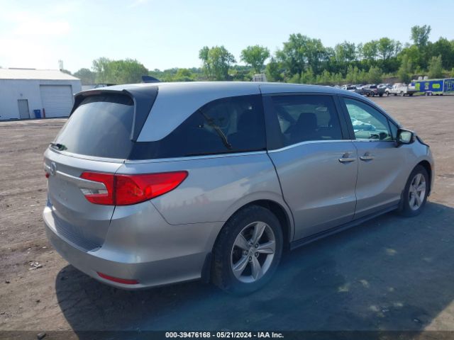 Photo 3 VIN: 5FNRL6H71JB059189 - HONDA ODYSSEY 