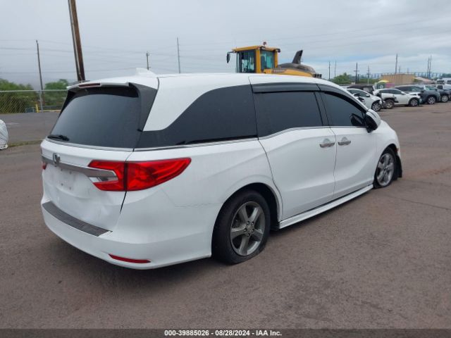 Photo 3 VIN: 5FNRL6H71JB096954 - HONDA ODYSSEY 