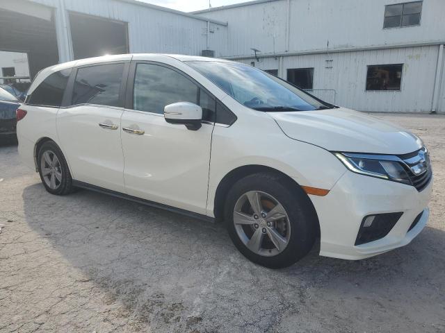 Photo 3 VIN: 5FNRL6H71JB108522 - HONDA ODYSSEY EX 