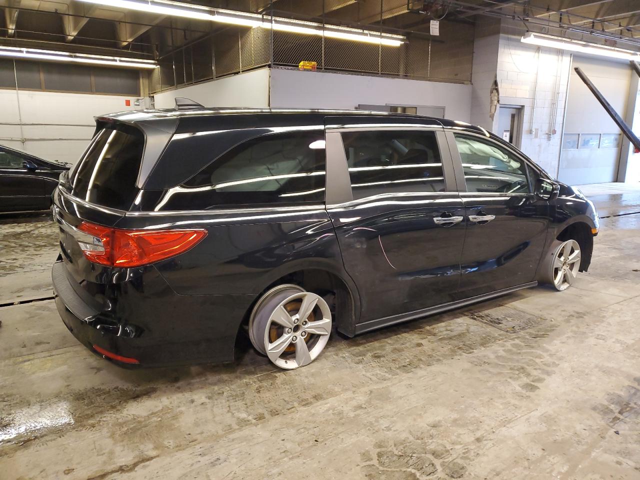 Photo 2 VIN: 5FNRL6H71KB014528 - HONDA ODYSSEY 