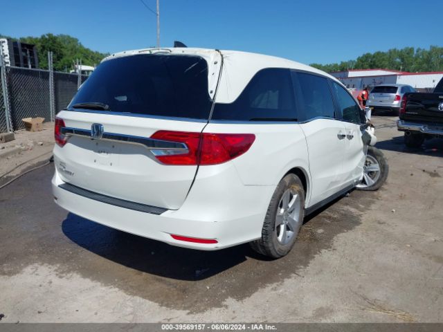 Photo 3 VIN: 5FNRL6H72JB006467 - HONDA ODYSSEY 