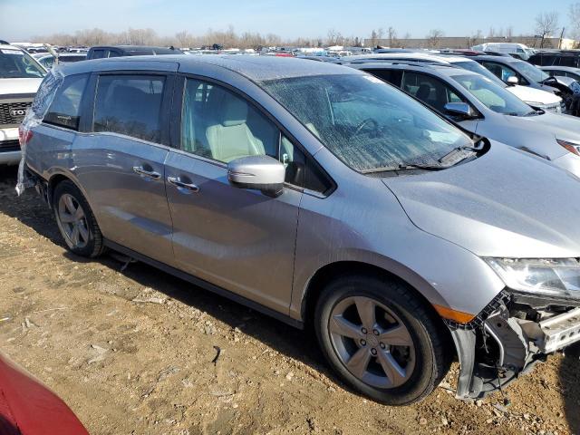 Photo 3 VIN: 5FNRL6H72JB038223 - HONDA ODYSSEY EX 