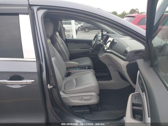 Photo 4 VIN: 5FNRL6H73JB018563 - HONDA ODYSSEY 