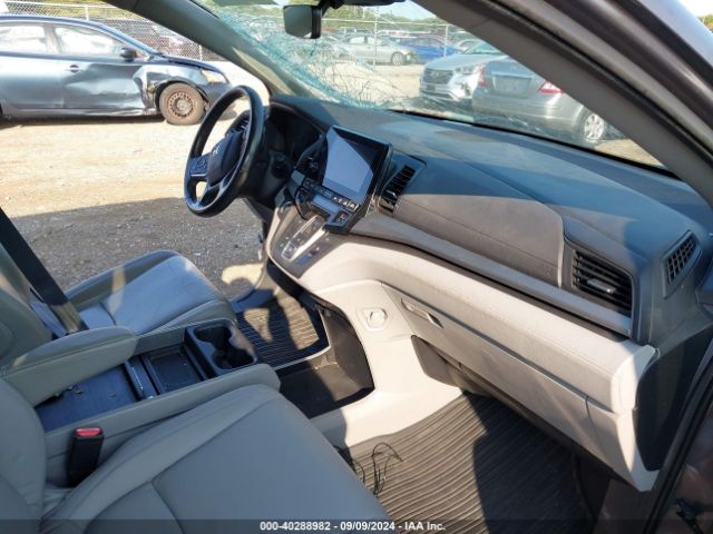 Photo 4 VIN: 5FNRL6H74JB102858 - HONDA ODYSSEY 