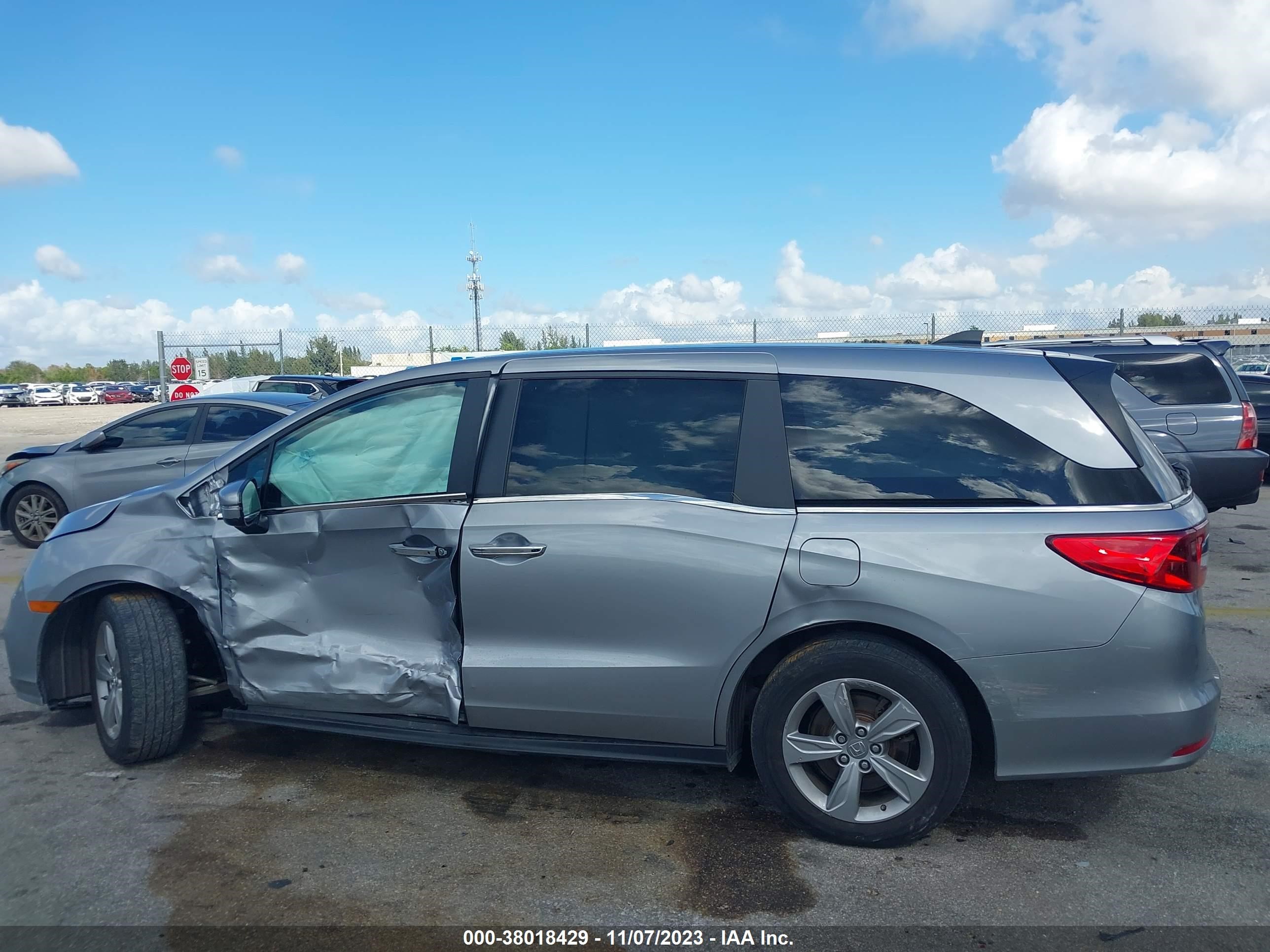 Photo 13 VIN: 5FNRL6H74LB072375 - HONDA ODYSSEY 