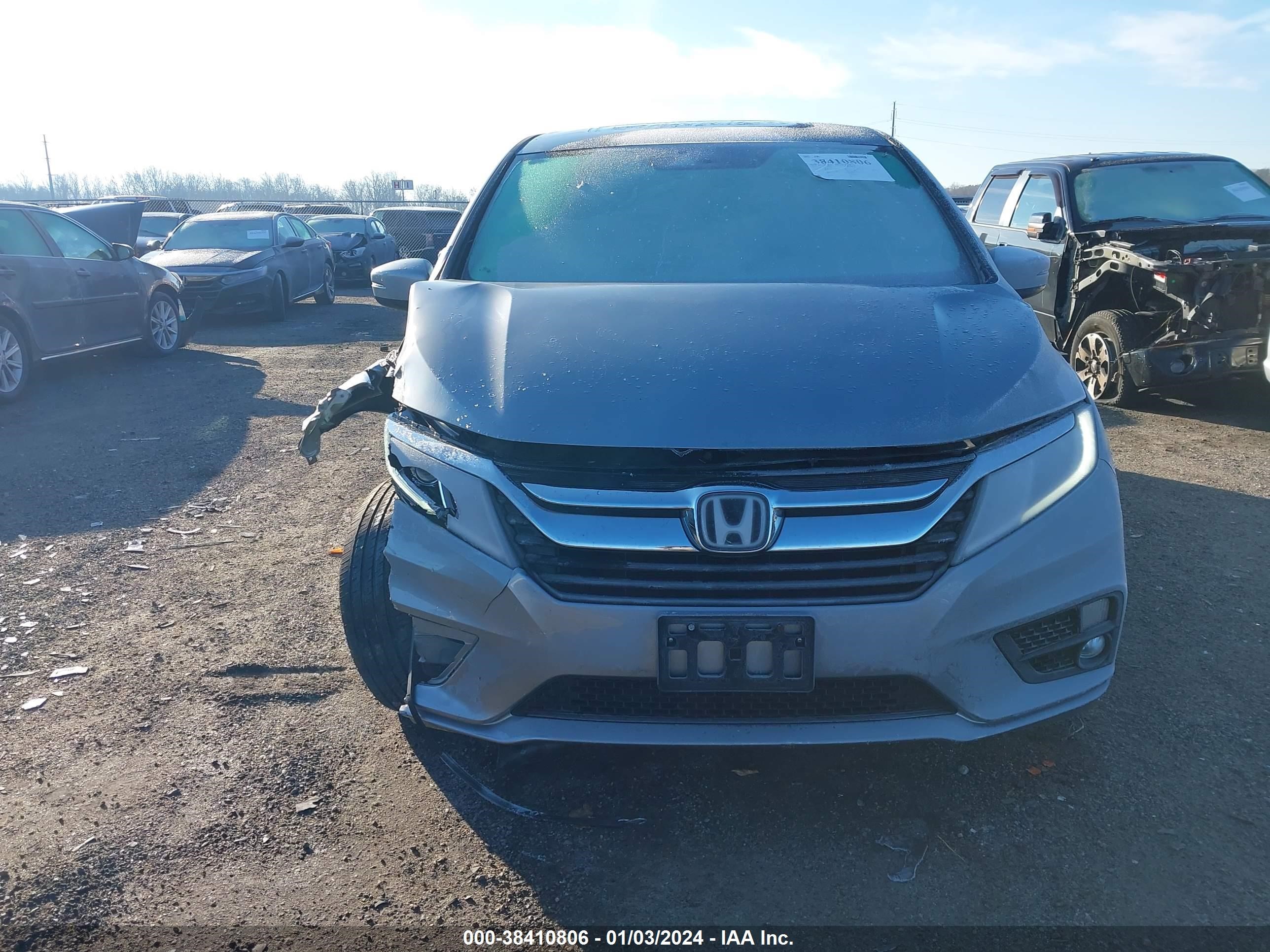 Photo 11 VIN: 5FNRL6H75JB071748 - HONDA ODYSSEY 