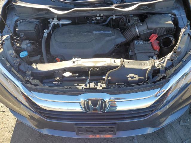 Photo 11 VIN: 5FNRL6H76JB026351 - HONDA ODYSSEY EX 