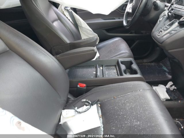 Photo 4 VIN: 5FNRL6H77JB081116 - HONDA ODYSSEY 