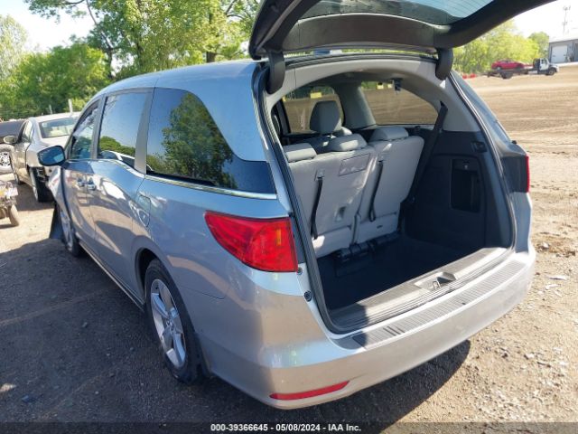 Photo 2 VIN: 5FNRL6H77JB082850 - HONDA ODYSSEY 