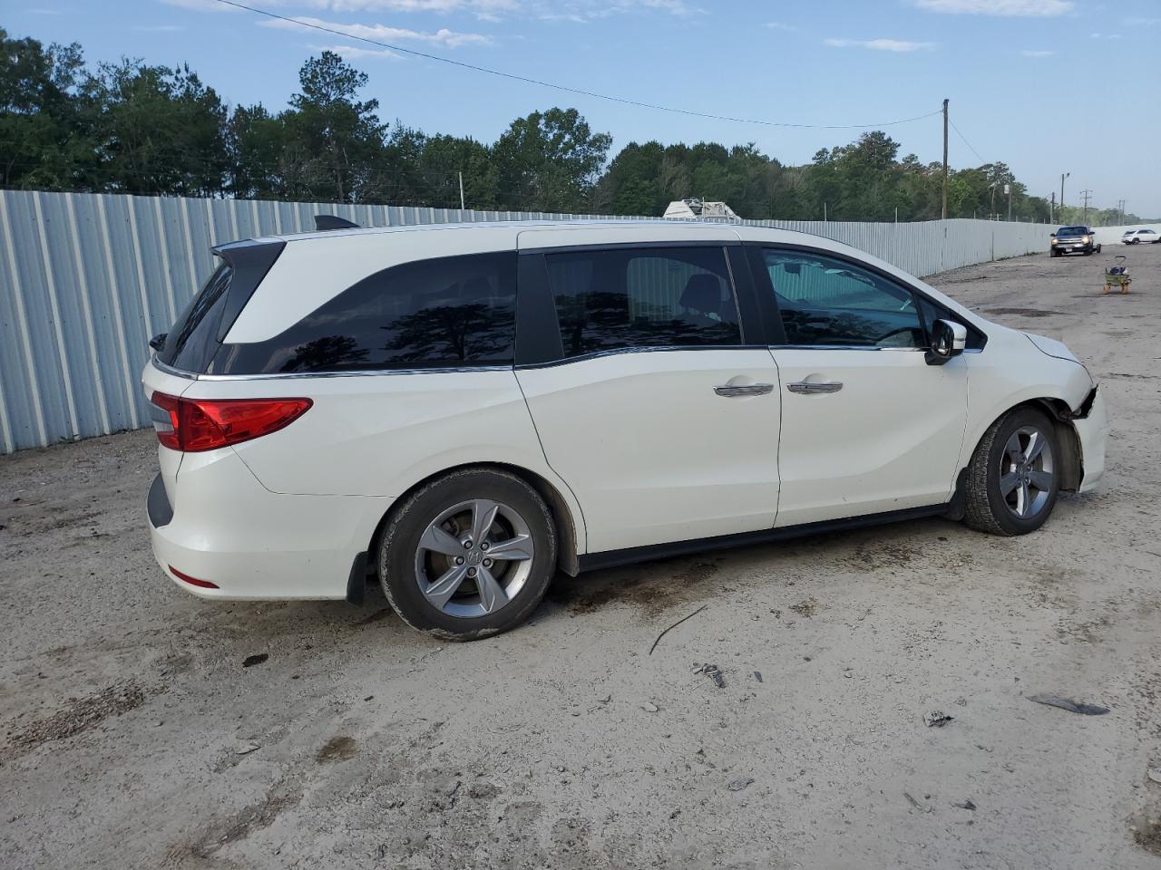 Photo 2 VIN: 5FNRL6H77KB097396 - HONDA ODYSSEY 