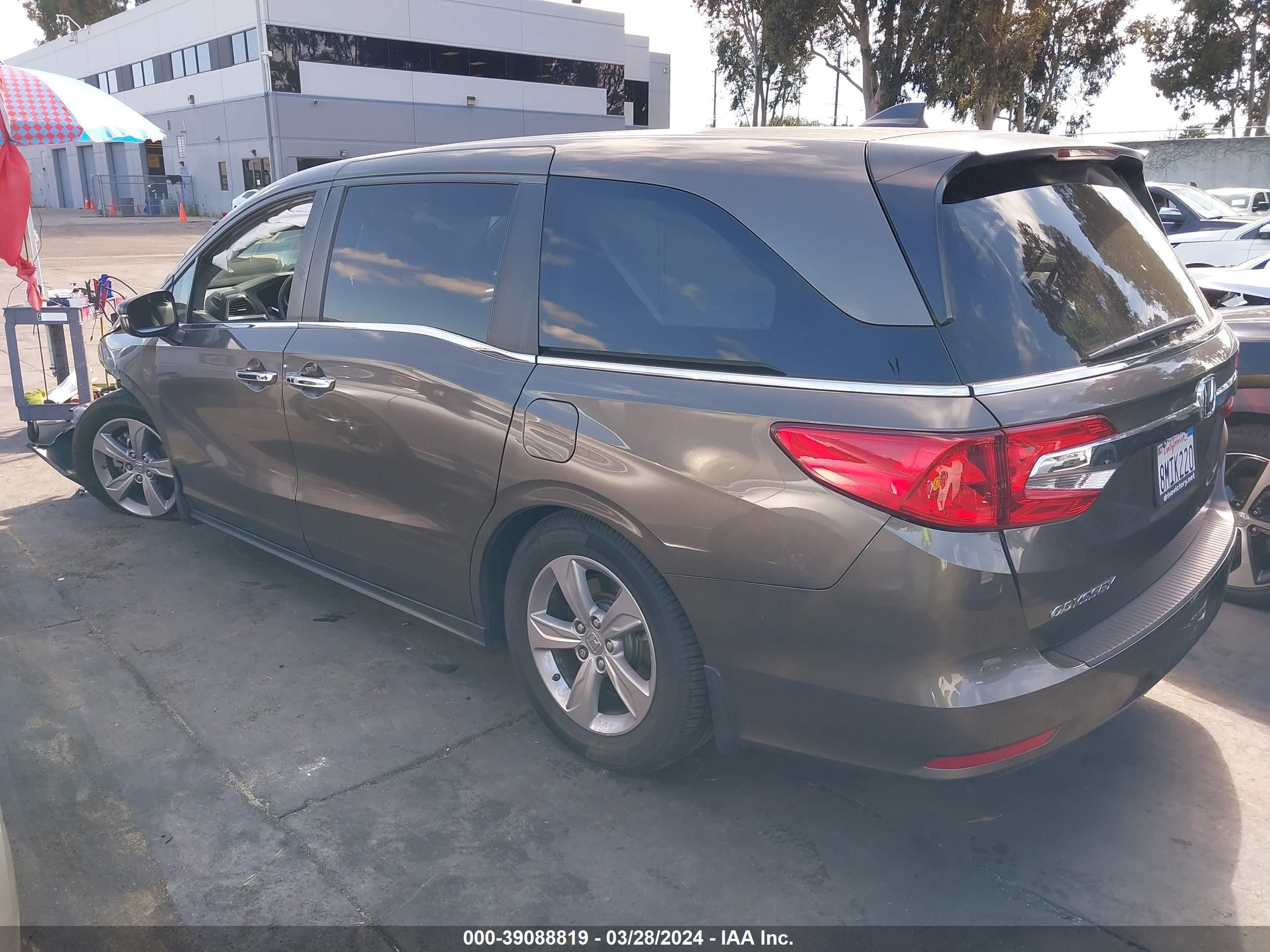 Photo 2 VIN: 5FNRL6H77KB131630 - HONDA ODYSSEY 