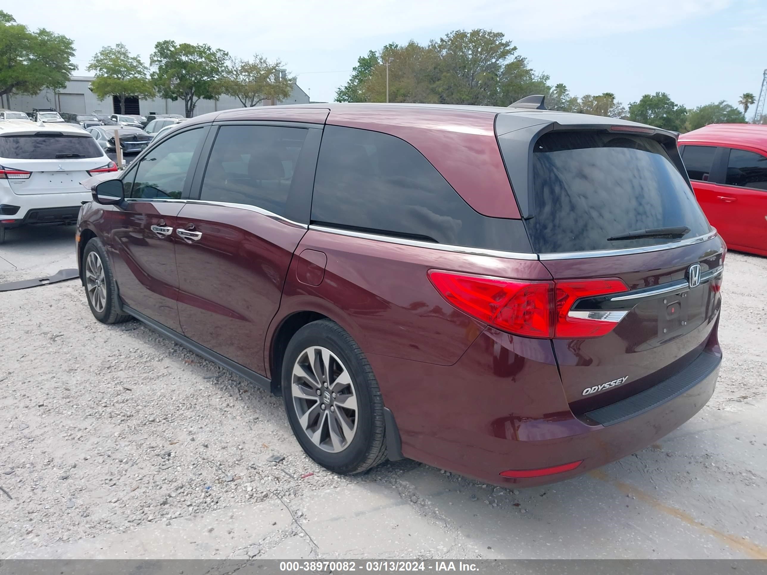 Photo 2 VIN: 5FNRL6H77MB005223 - HONDA ODYSSEY 