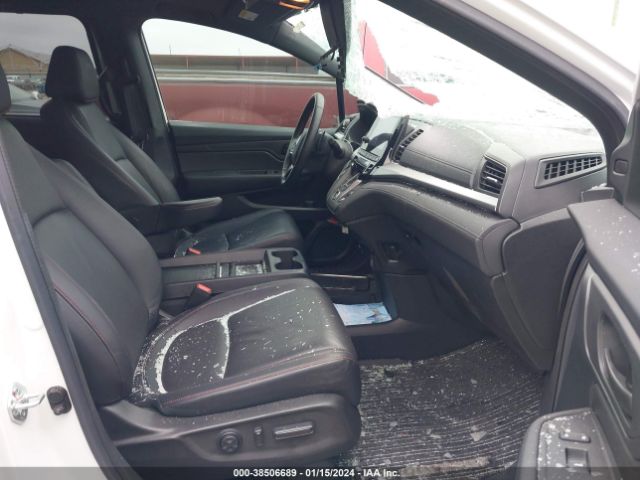 Photo 4 VIN: 5FNRL6H77PB028585 - HONDA ODYSSEY 