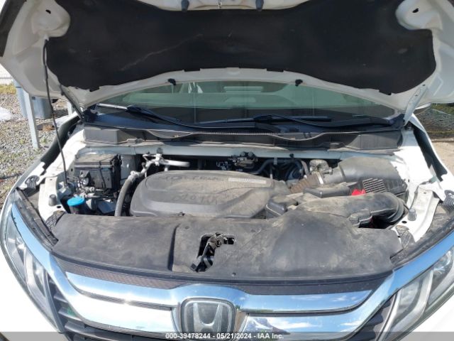 Photo 9 VIN: 5FNRL6H78JB112065 - HONDA ODYSSEY 