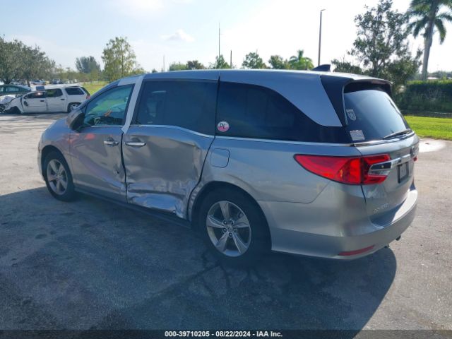 Photo 2 VIN: 5FNRL6H79JB018910 - HONDA ODYSSEY 