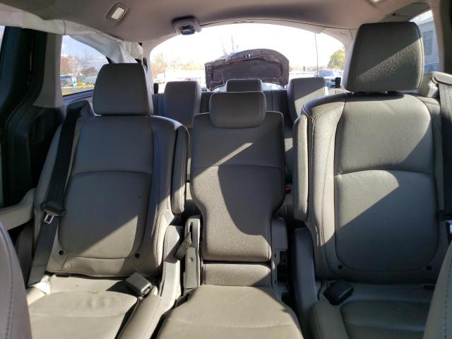 Photo 9 VIN: 5FNRL6H79JB025615 - HONDA ODYSSEY EX 