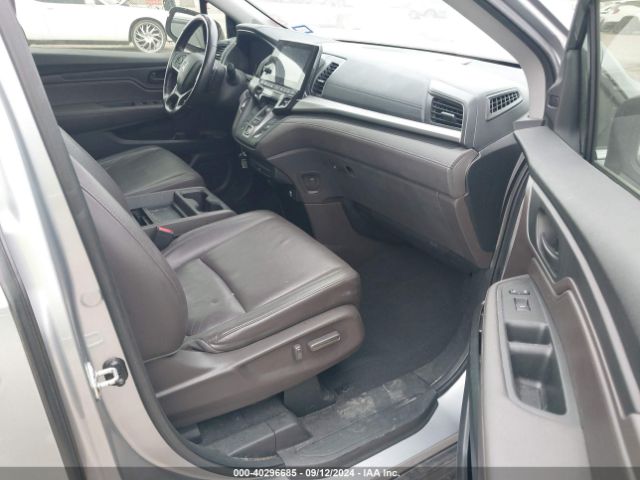 Photo 4 VIN: 5FNRL6H79JB111832 - HONDA ODYSSEY 