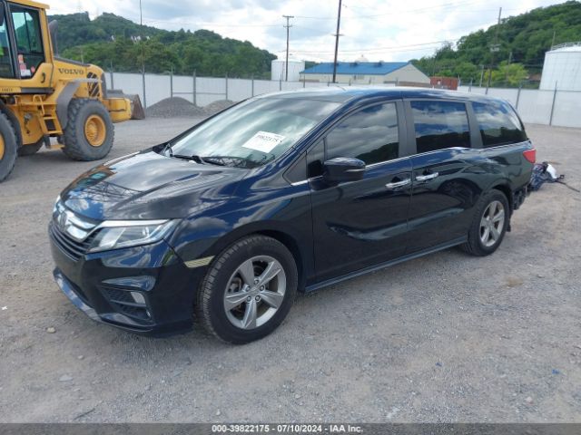 Photo 1 VIN: 5FNRL6H7XJB008063 - HONDA ODYSSEY 