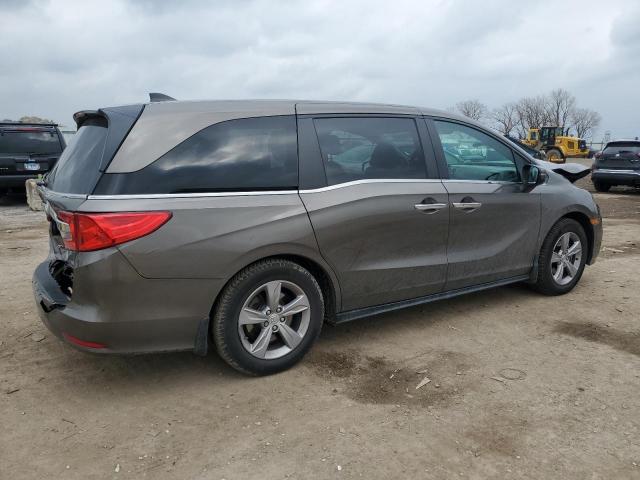 Photo 2 VIN: 5FNRL6H7XJB069915 - HONDA ODYSSEY EX 