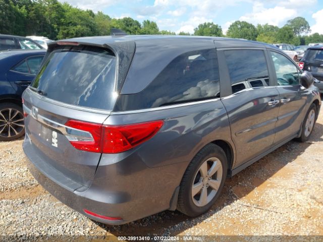 Photo 3 VIN: 5FNRL6H7XJB082728 - HONDA ODYSSEY 