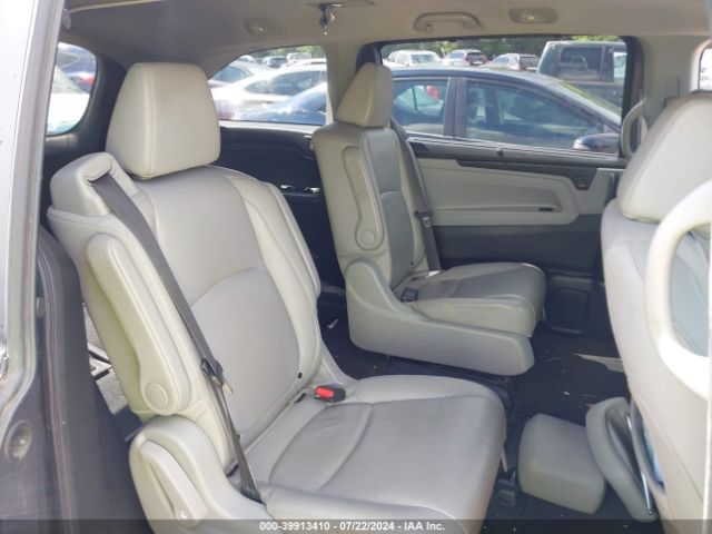 Photo 7 VIN: 5FNRL6H7XJB082728 - HONDA ODYSSEY 