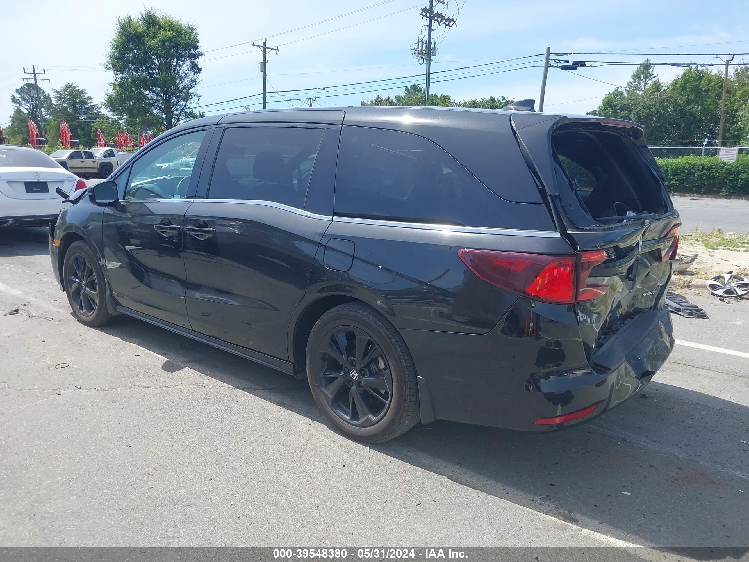 Photo 2 VIN: 5FNRL6H7XPB025356 - HONDA ODYSSEY 