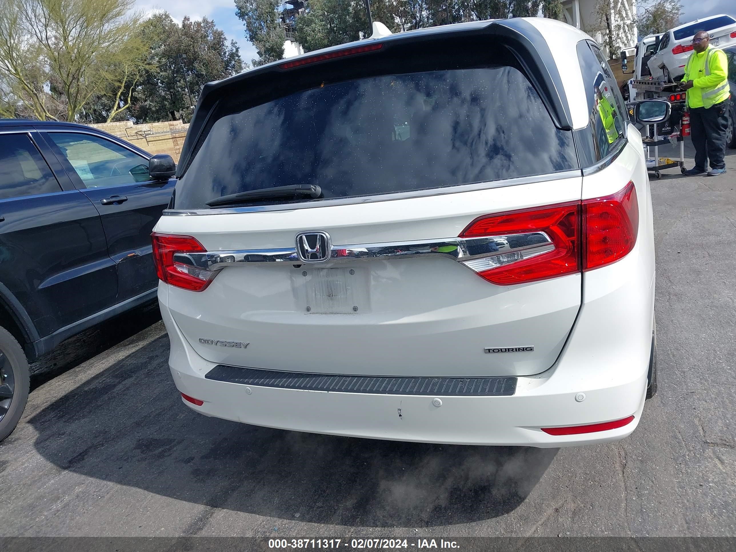 Photo 15 VIN: 5FNRL6H80KB109980 - HONDA ODYSSEY 