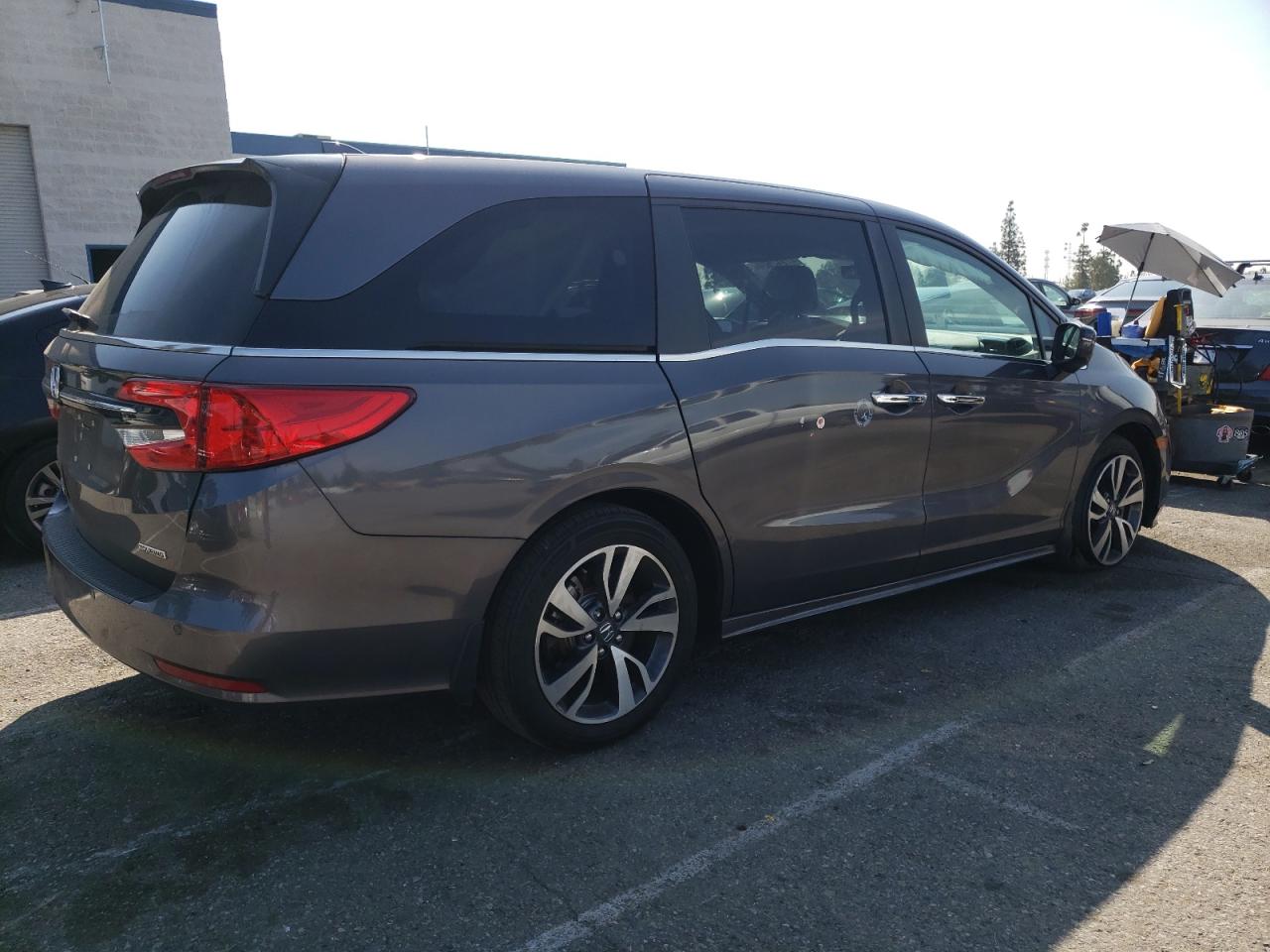 Photo 2 VIN: 5FNRL6H85NB052938 - HONDA ODYSSEY 