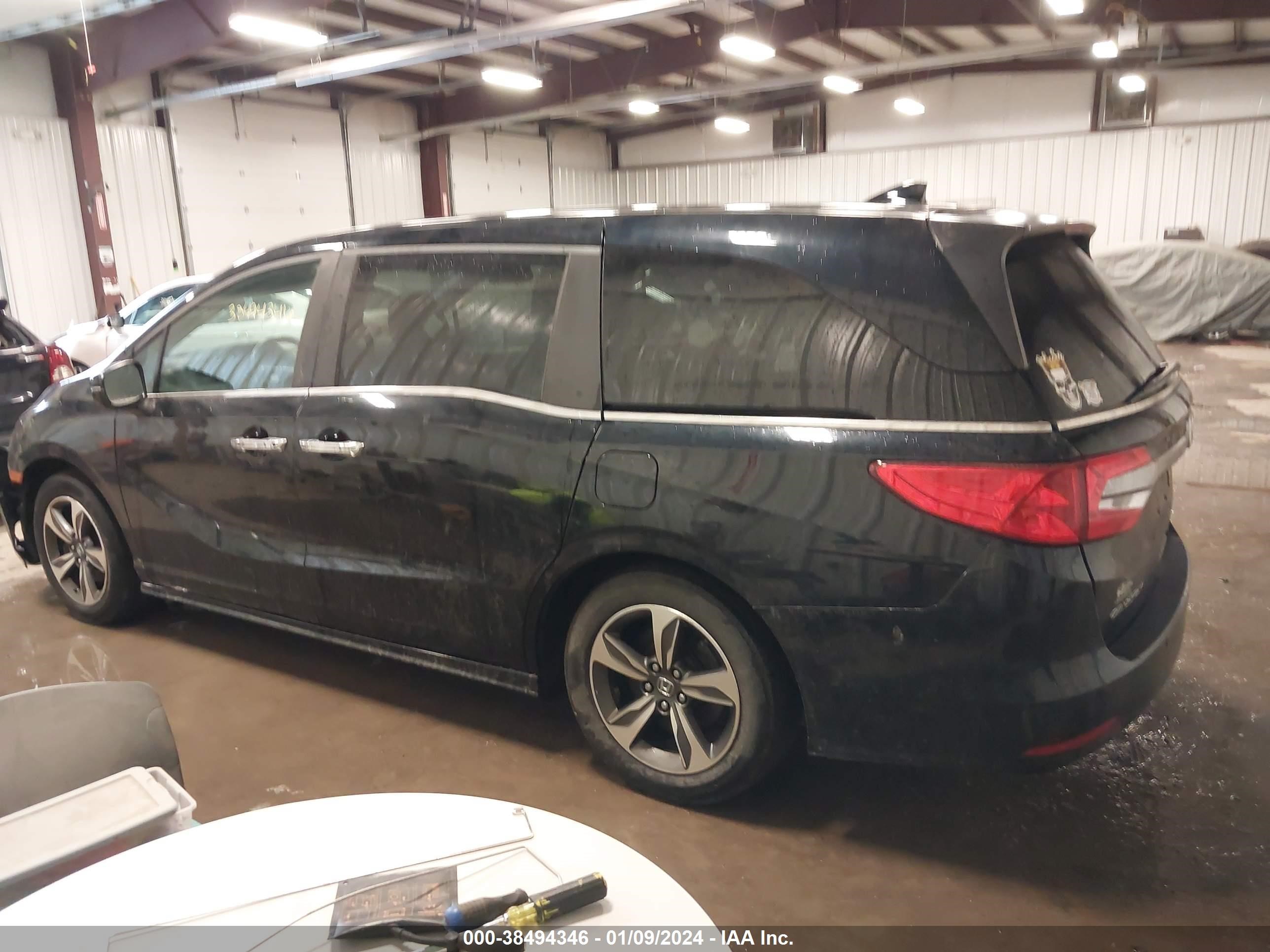 Photo 13 VIN: 5FNRL6H87JB016940 - HONDA ODYSSEY 