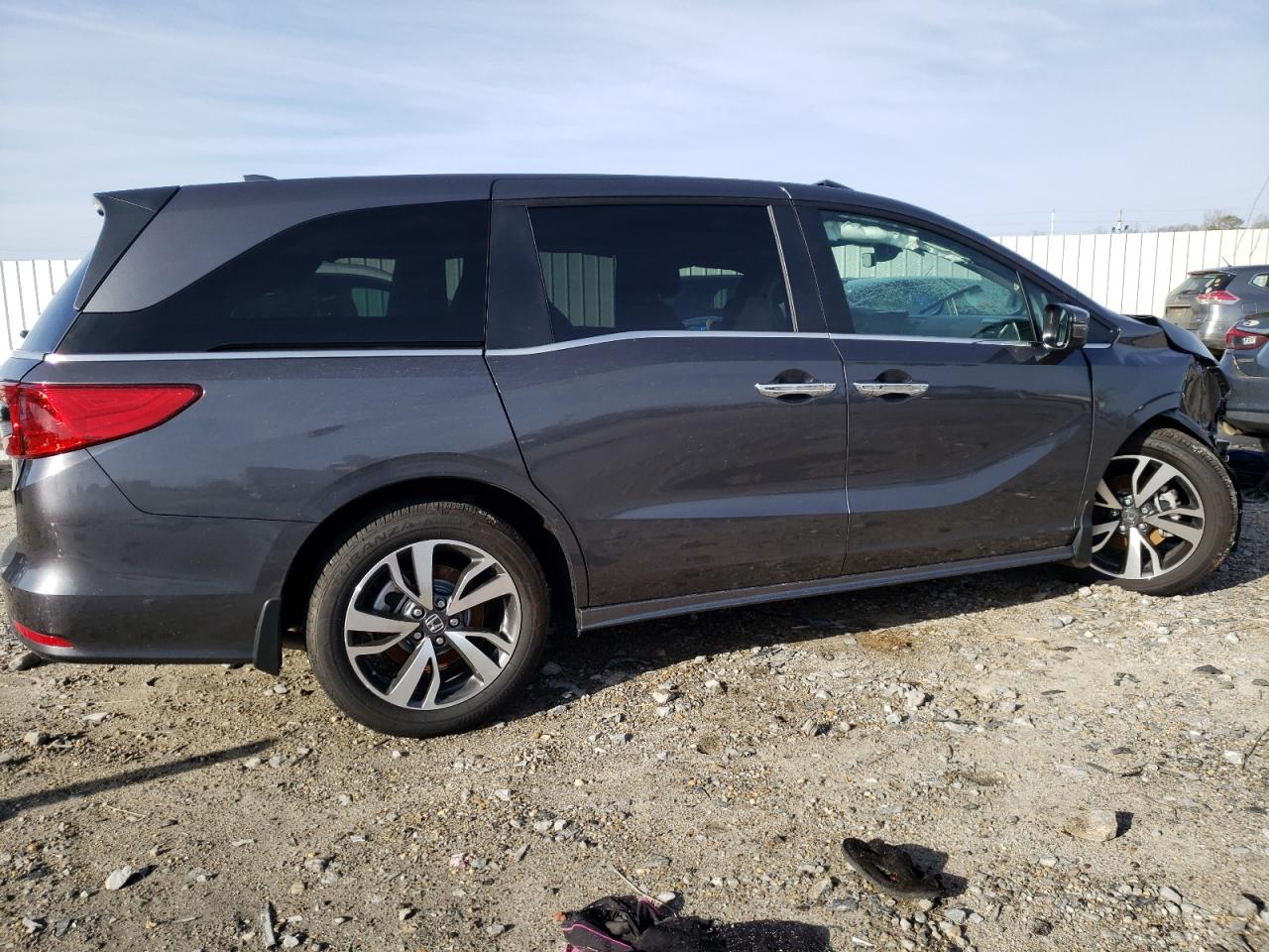 Photo 2 VIN: 5FNRL6H87PB021323 - HONDA ODYSSEY 