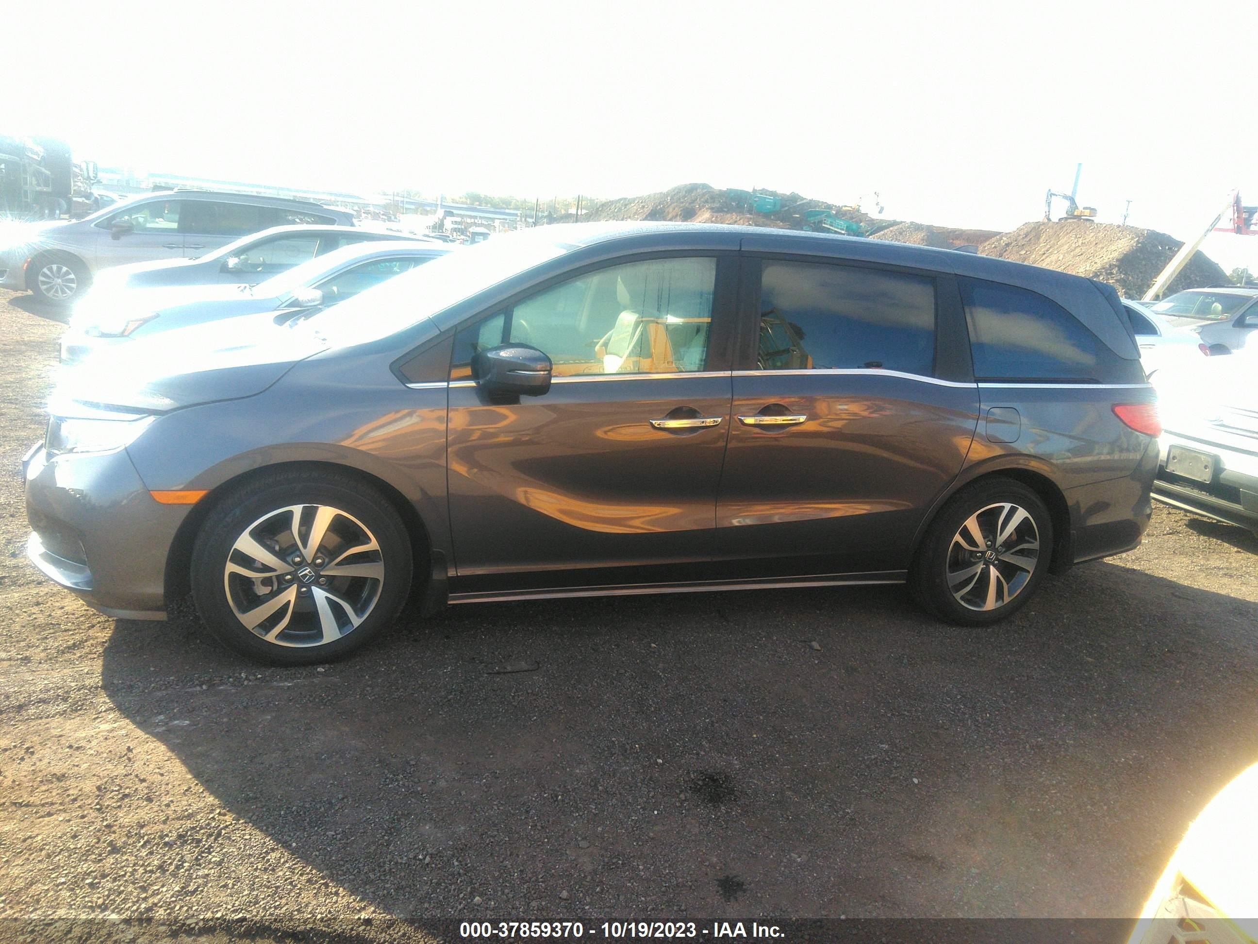 Photo 13 VIN: 5FNRL6H88PB043590 - HONDA ODYSSEY 