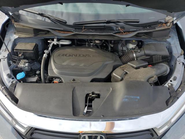 Photo 11 VIN: 5FNRL6H8XPB010820 - HONDA ODYSSEY TO 