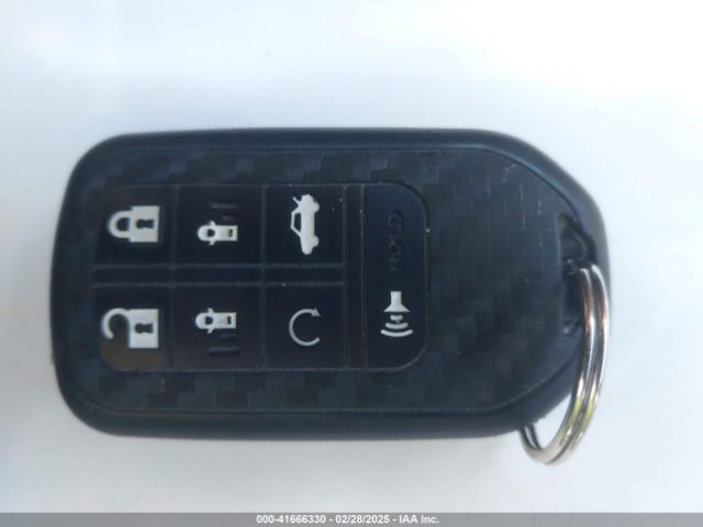 Photo 10 VIN: 5FNRL6H90RB028139 - HONDA ODYSSEY 