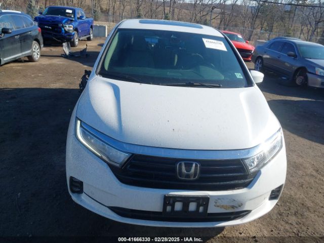Photo 11 VIN: 5FNRL6H90RB028139 - HONDA ODYSSEY 