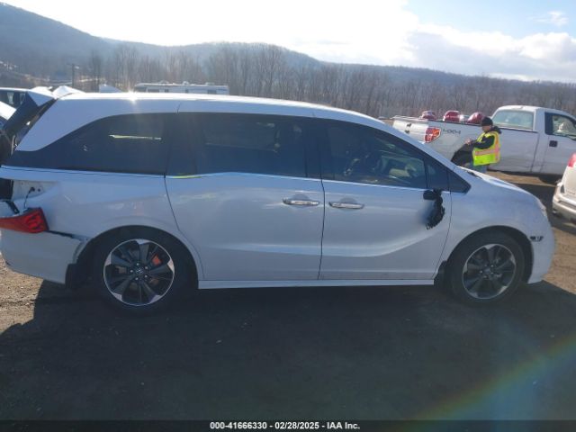 Photo 12 VIN: 5FNRL6H90RB028139 - HONDA ODYSSEY 