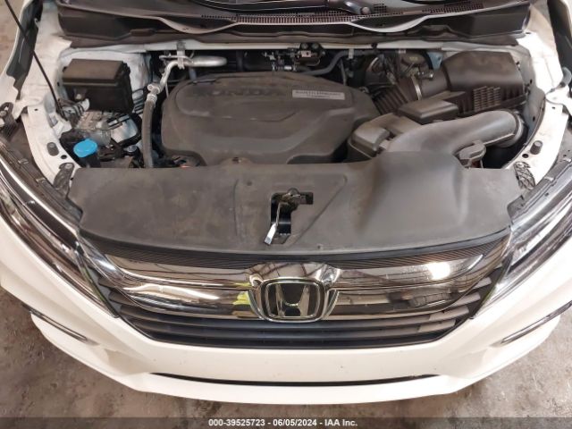 Photo 9 VIN: 5FNRL6H91JB086507 - HONDA ODYSSEY 