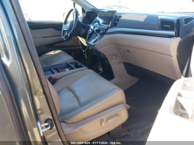 Photo 4 VIN: 5FNRL6H91JB096602 - HONDA ODYSSEY 