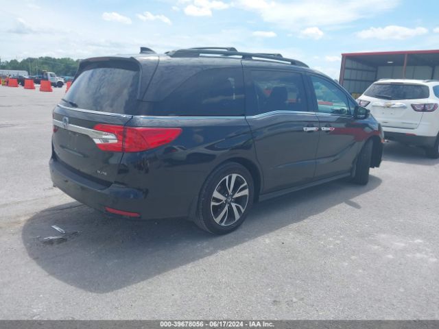 Photo 3 VIN: 5FNRL6H93JB070938 - HONDA ODYSSEY 