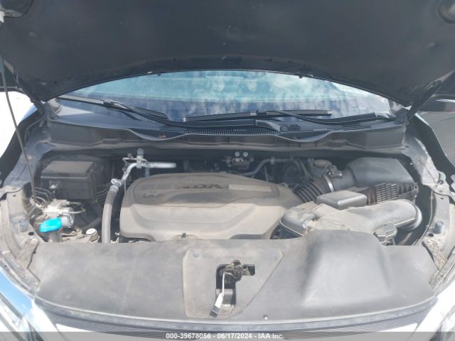 Photo 9 VIN: 5FNRL6H93JB070938 - HONDA ODYSSEY 