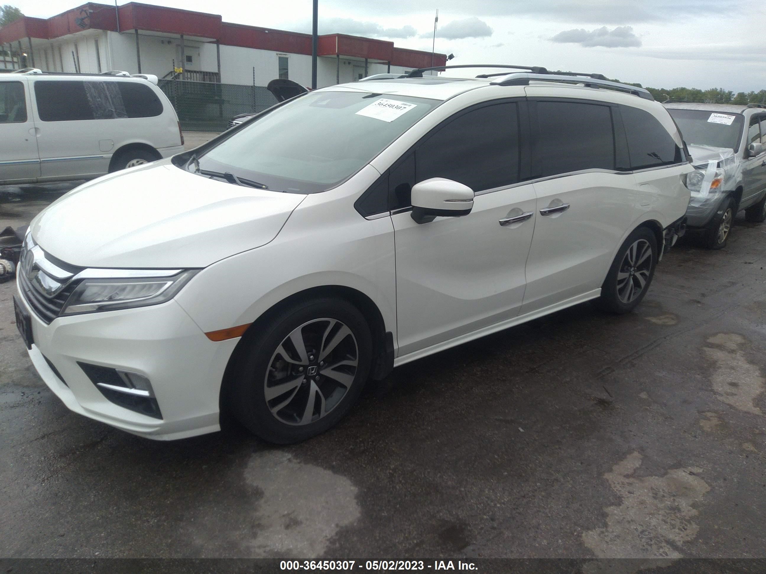 Photo 1 VIN: 5FNRL6H94JB013387 - HONDA ODYSSEY 