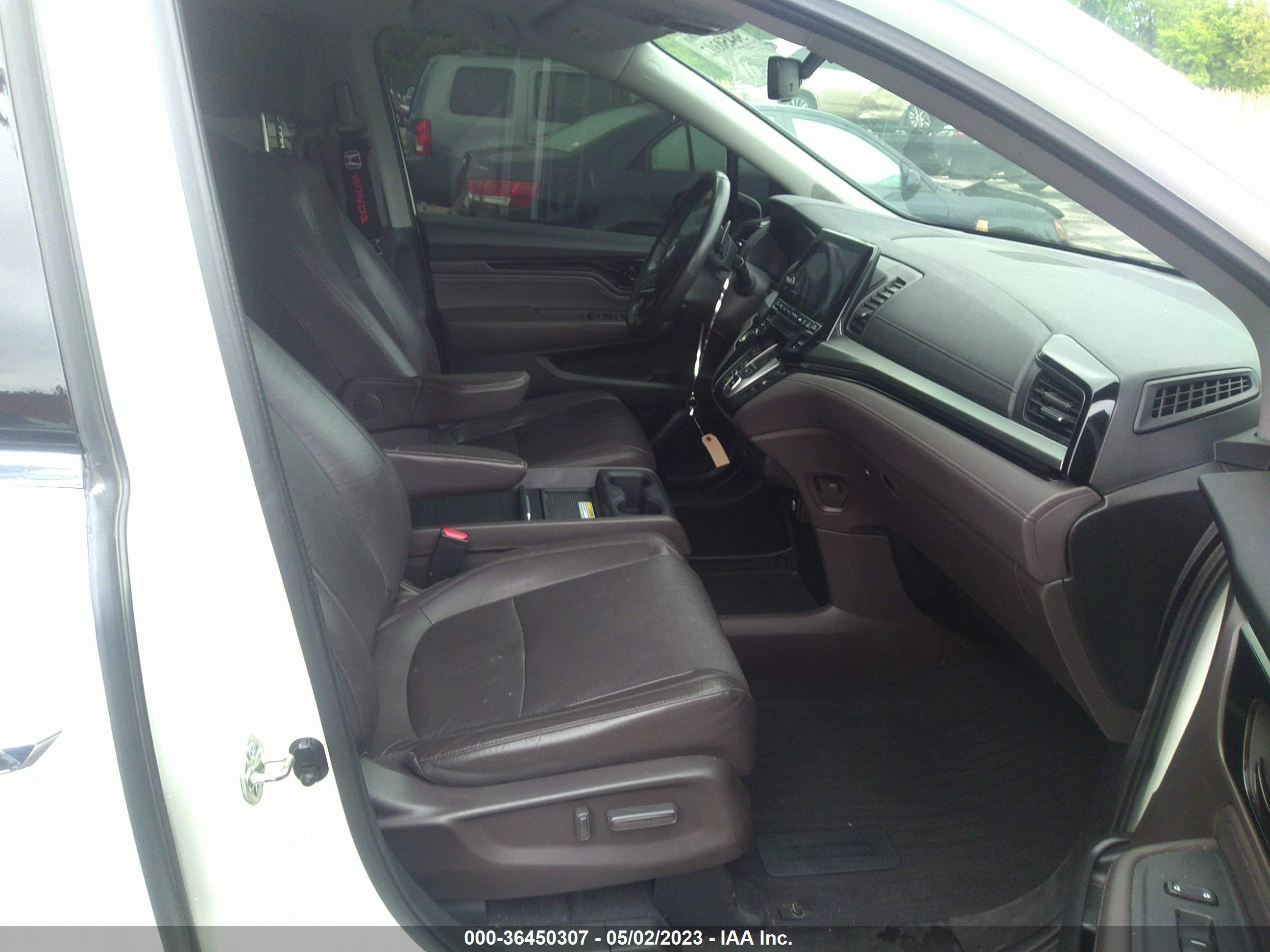 Photo 4 VIN: 5FNRL6H94JB013387 - HONDA ODYSSEY 