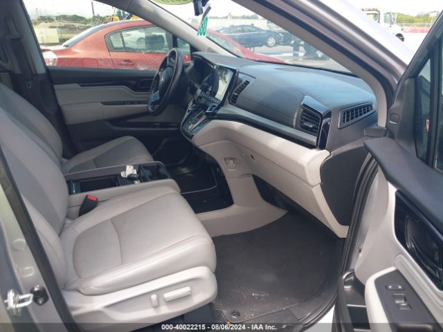 Photo 4 VIN: 5FNRL6H95JB076675 - HONDA ODYSSEY 