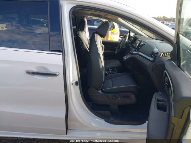 Photo 4 VIN: 5FNRL6H98RB015350 - HONDA ODYSSEY 