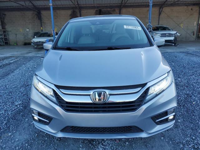 Photo 4 VIN: 5FNRL6H9XJB040691 - HONDA ODYSSEY 