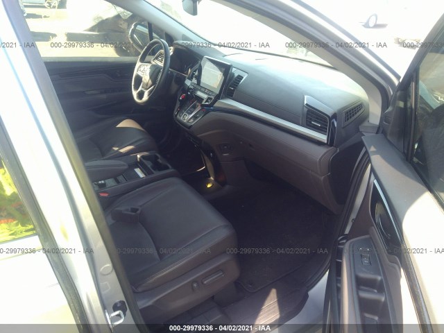 Photo 4 VIN: 5FNRL6H9XJB088353 - HONDA ODYSSEY 