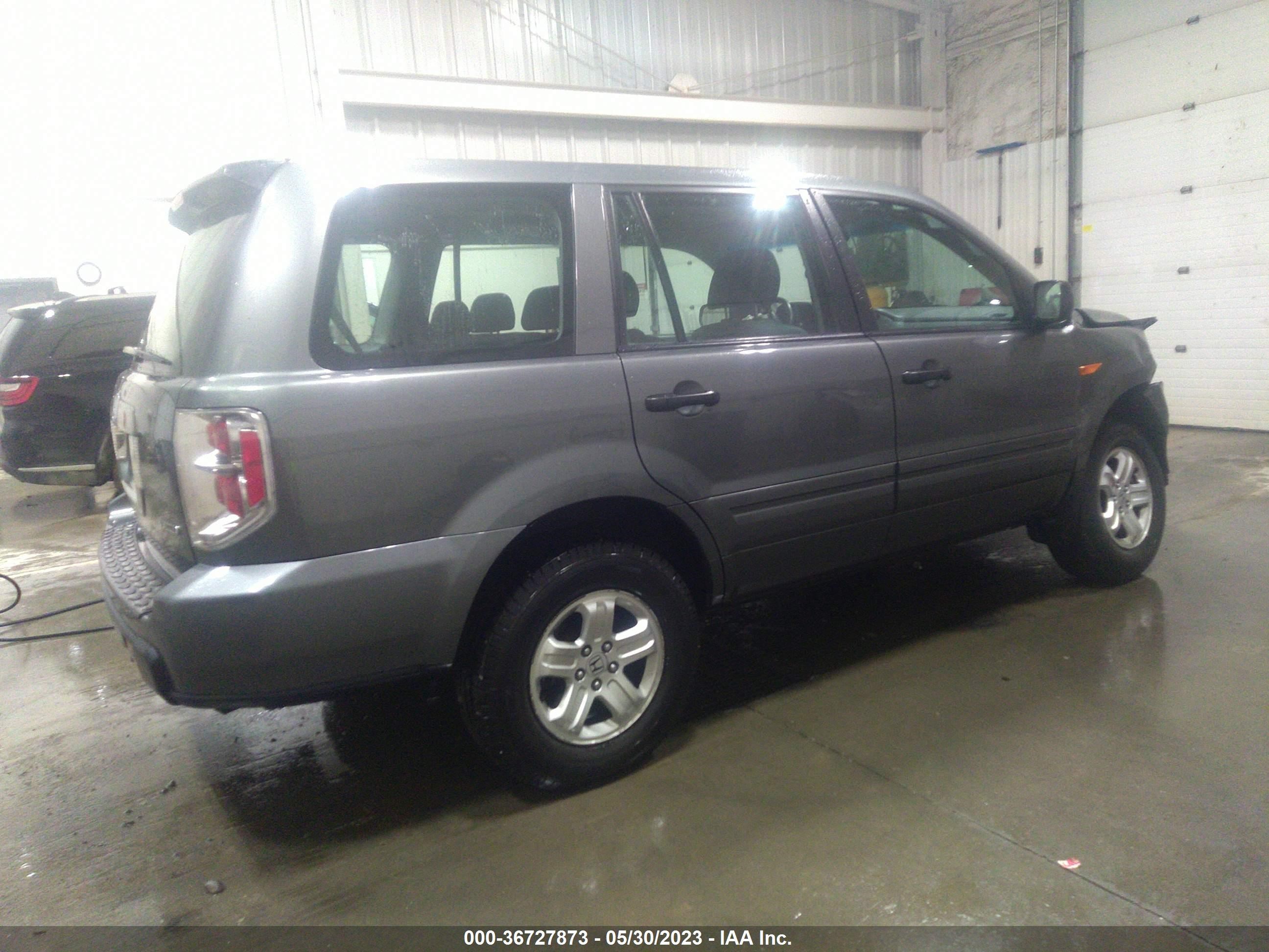 Photo 3 VIN: 5FNYF18117B022346 - HONDA PILOT 