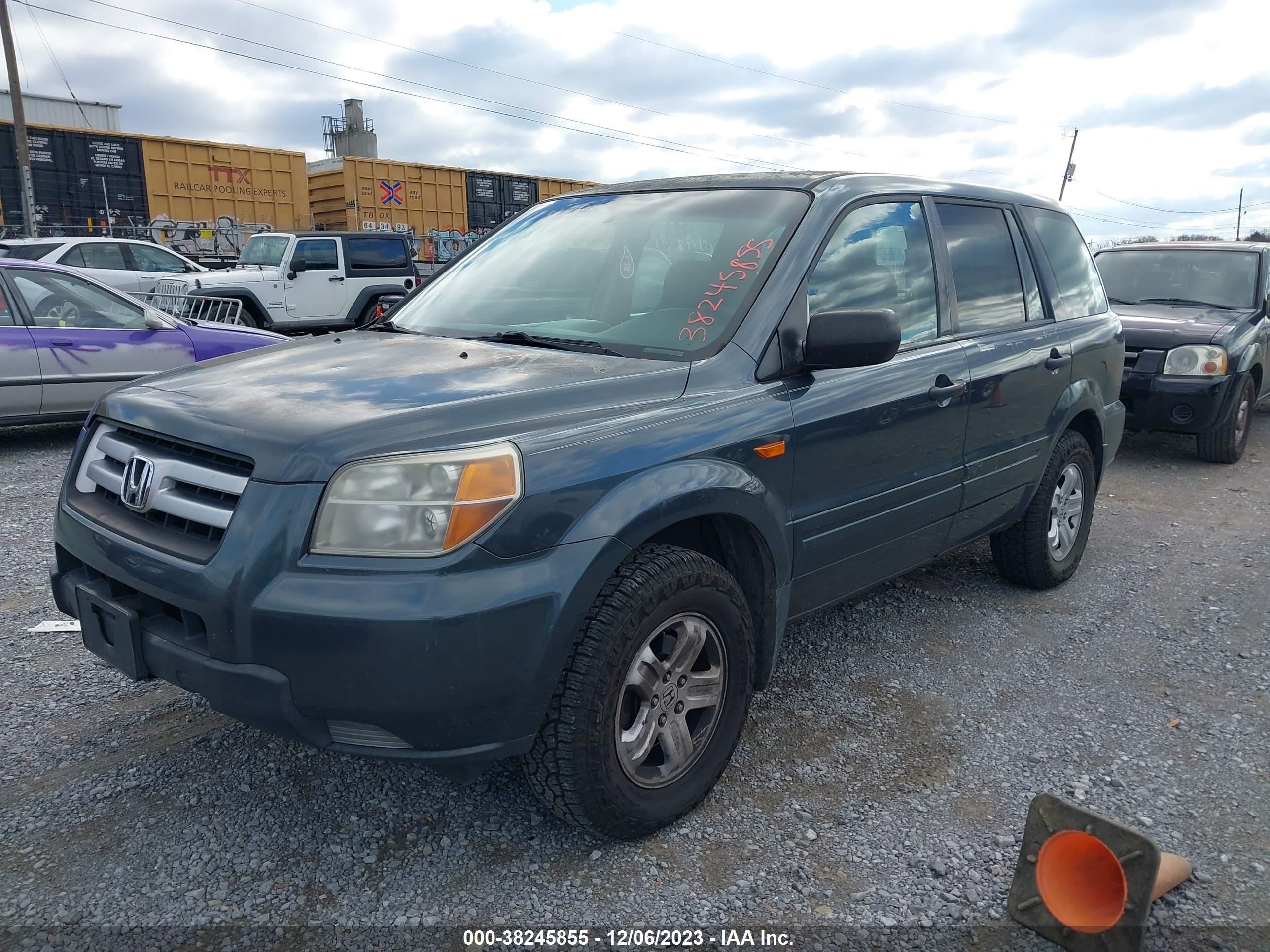 Photo 1 VIN: 5FNYF18146B023585 - HONDA PILOT 