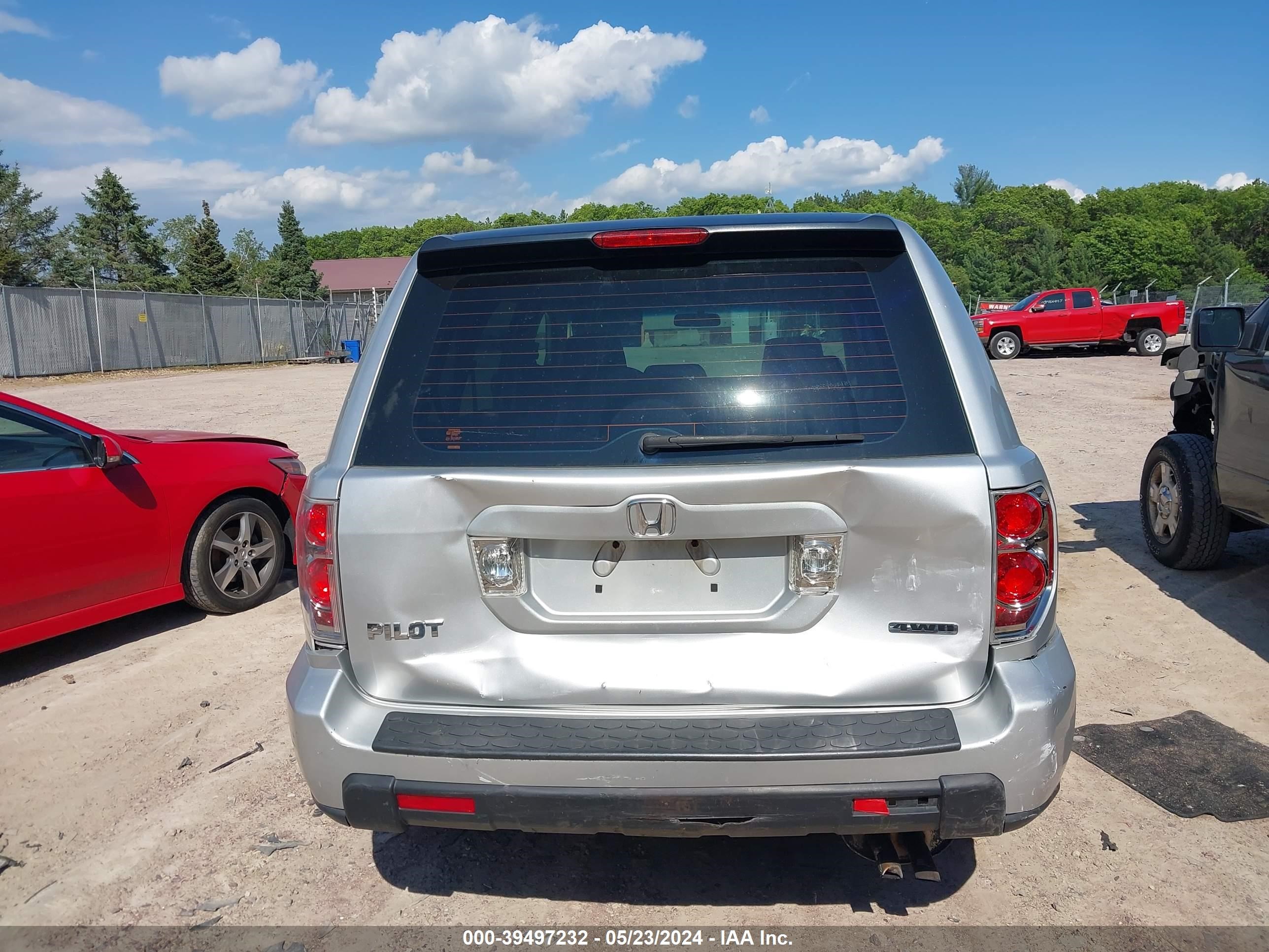 Photo 15 VIN: 5FNYF18167B021483 - HONDA PILOT 